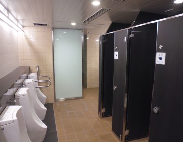 画像：高槻市駅旅客トイレ改修工事のうち建築工事