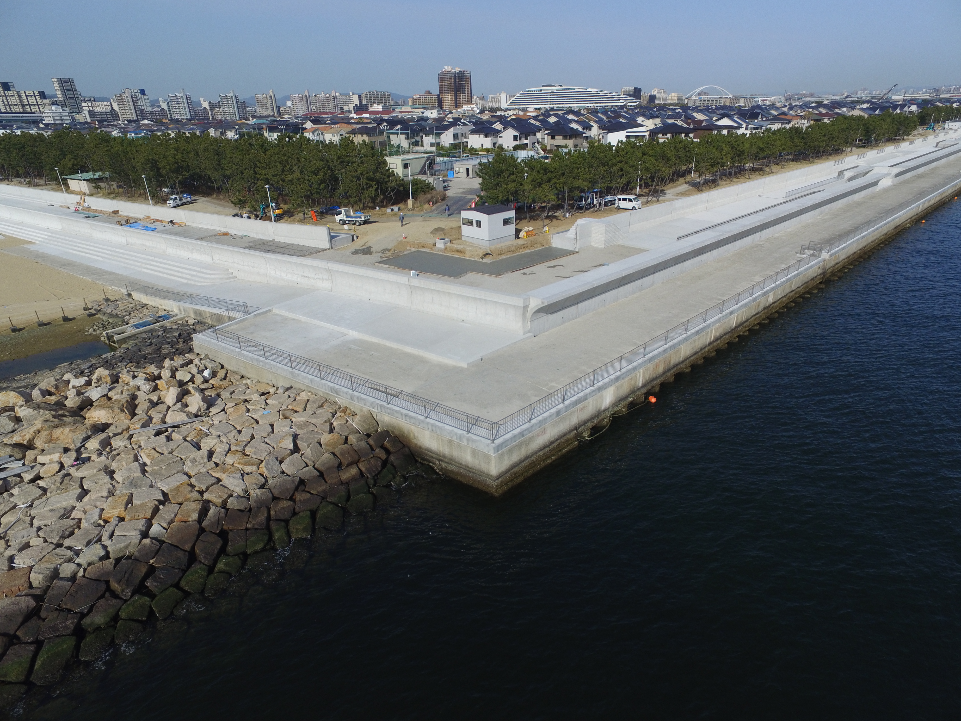 竣工 尼崎西宮芦屋港海岸南芦屋浜護岸改修工事 その７ トピックス 株式会社松田組