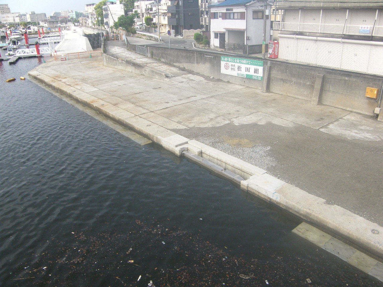 画像：尼崎西宮芦屋港海岸　西波止町耐震対策工事