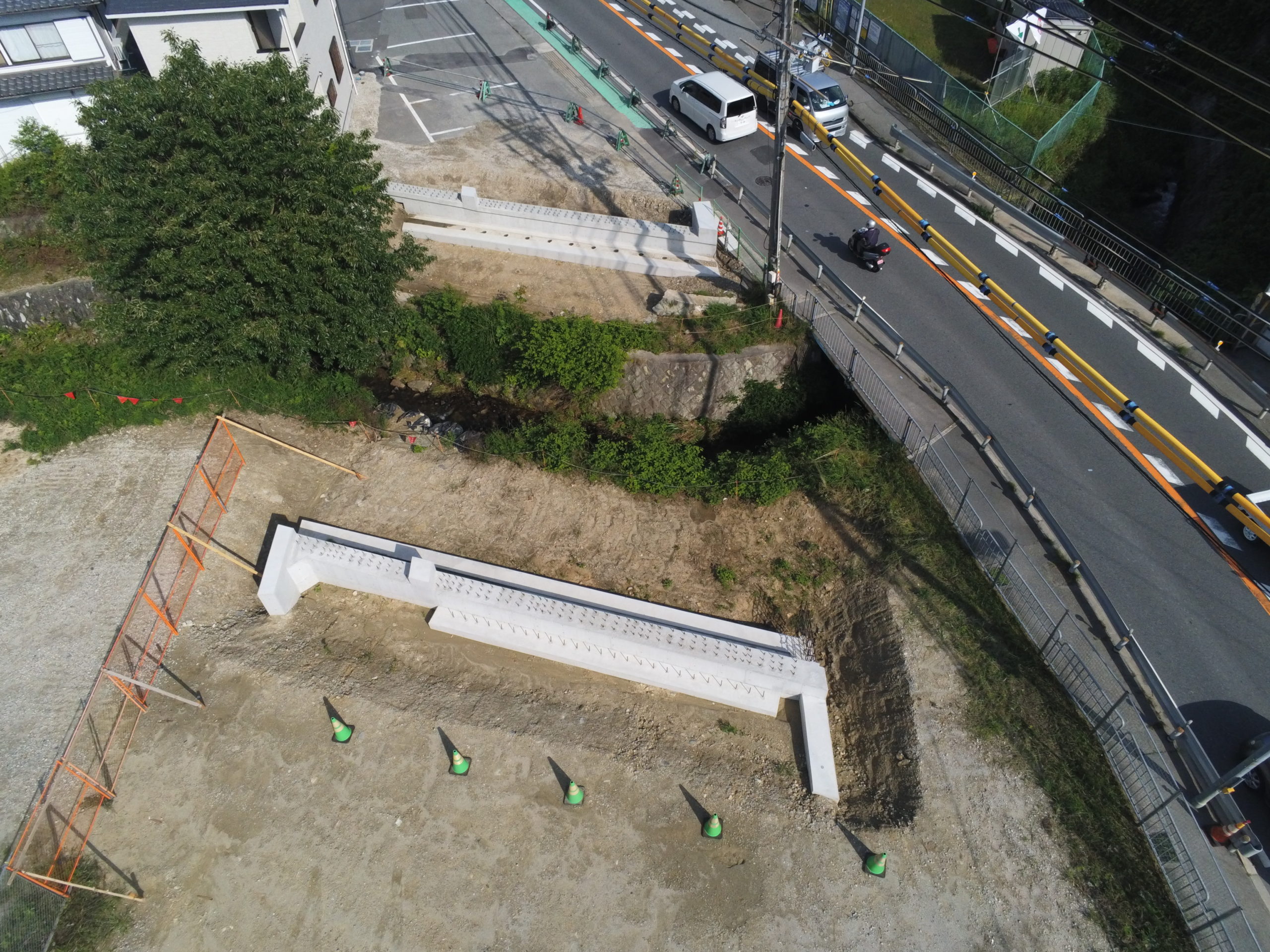 画像：名塩道路名塩川橋梁（上り）下部他工事