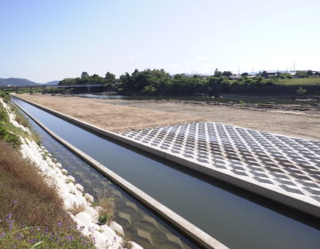 画像：加古川中流部河道掘削工事